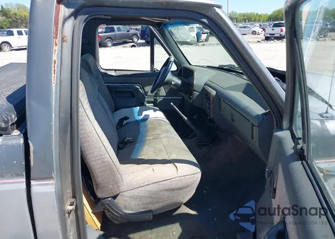 1989 Ford F150 from USA, damaged, VIN 1FTEF14N5KNB80517